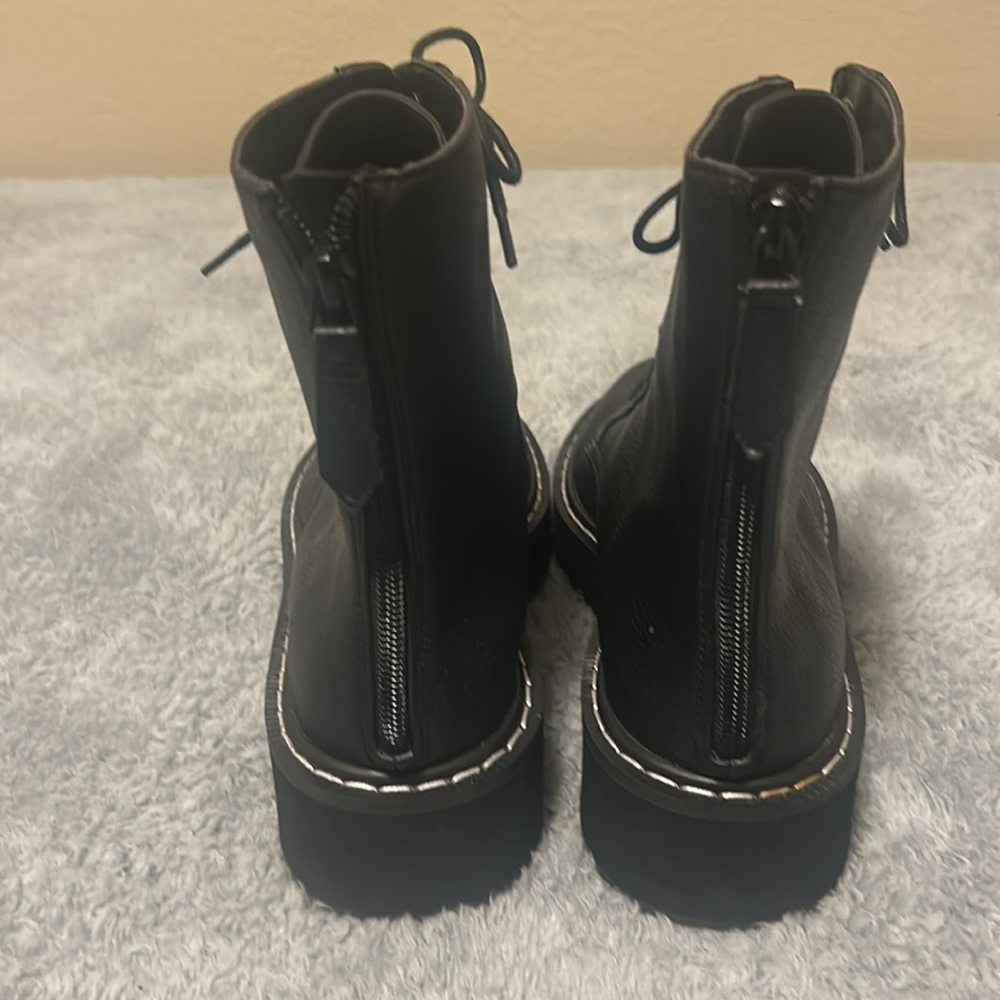 Like New!!Kendall & Kyle Women’s Hunt2 Combat Boots Black ,Size 7.5M - Picture 8 of 16
